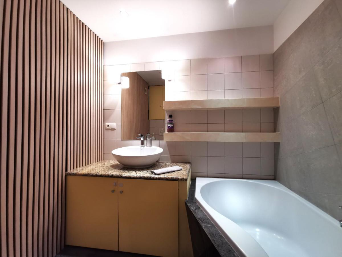 Nozownicza Apartment ~ Self Check-In 24H ~ Lift Breslavia Exterior foto